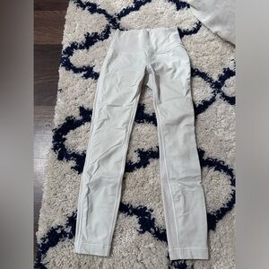 lululemon duble align leggings new condition only worn a cuple times